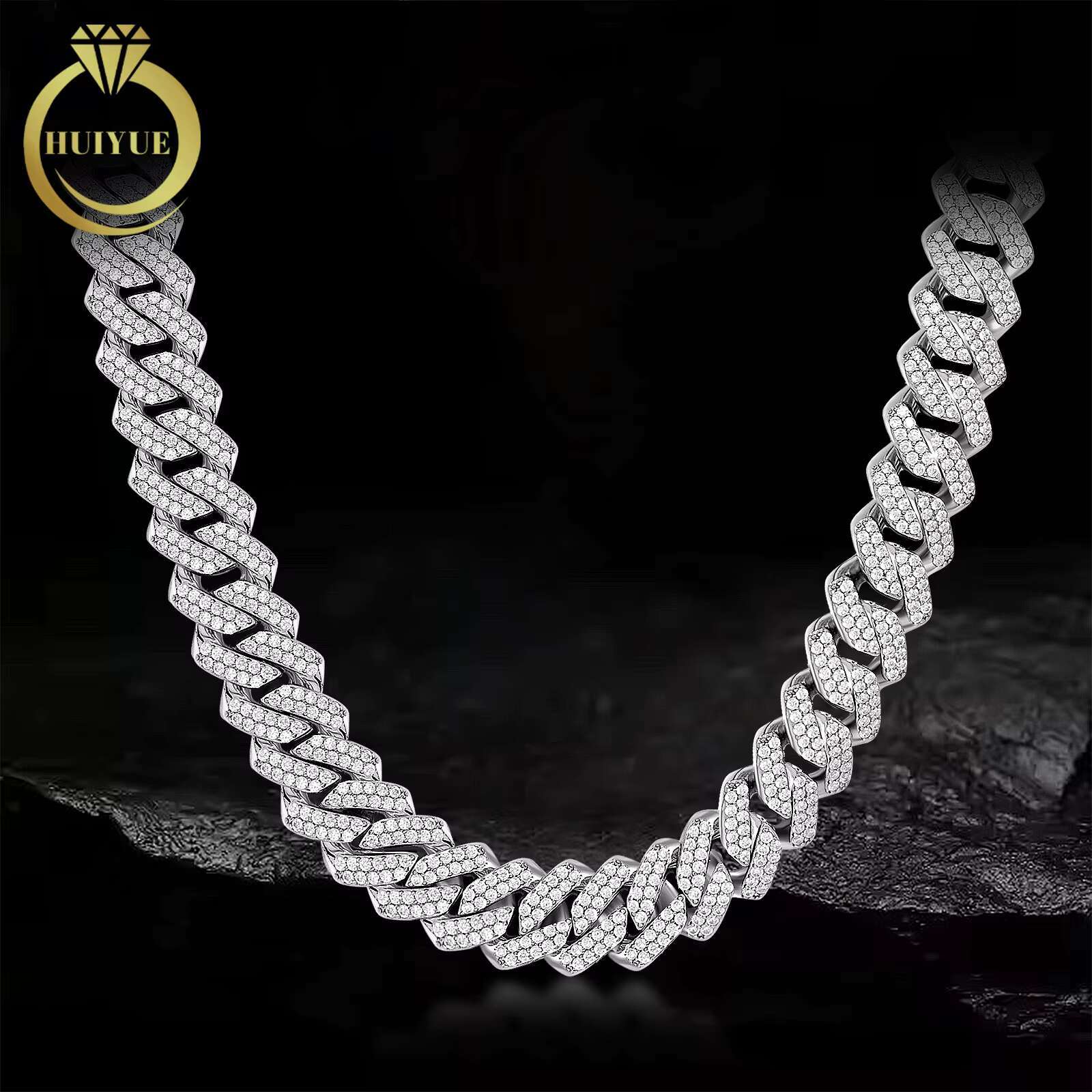 Huiyue Moissanite Cuban Chain Men's Necklace Hip Hop Jewelry Production Accessories