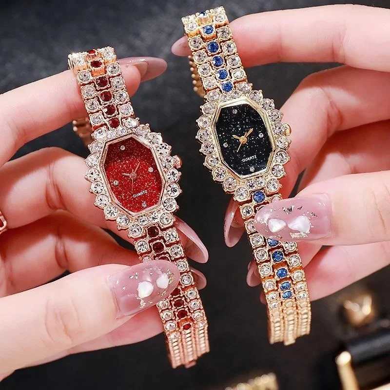 Womens Bracelet Watch New Fashion Womens Square Watch Full Diamond Quartz Clcok Alloy Leisure Starry Sky WatchT250408
