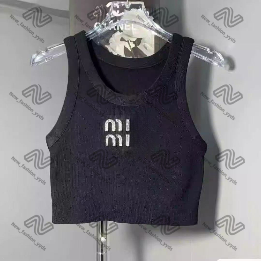 Womens Tanks Top Designer Miu Vest Tank Top Women Tank Tops Designer Luxury Mi Vest Sleeveless Camis Pure Cotton Fashionable Knitted Camisole Iu Tees 97A