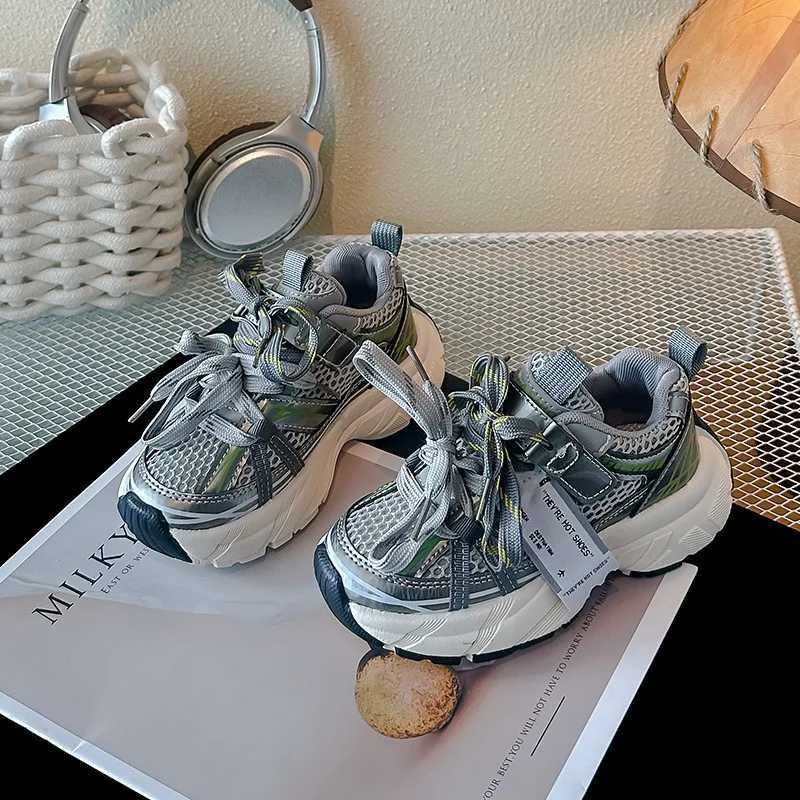 2025 Spring and Autumn New Childrens Casual Shoes for Girls and Boys Fashion Korean Sled Soft Bottom Anti Slip Edition Fashion Sports Shoes W250407