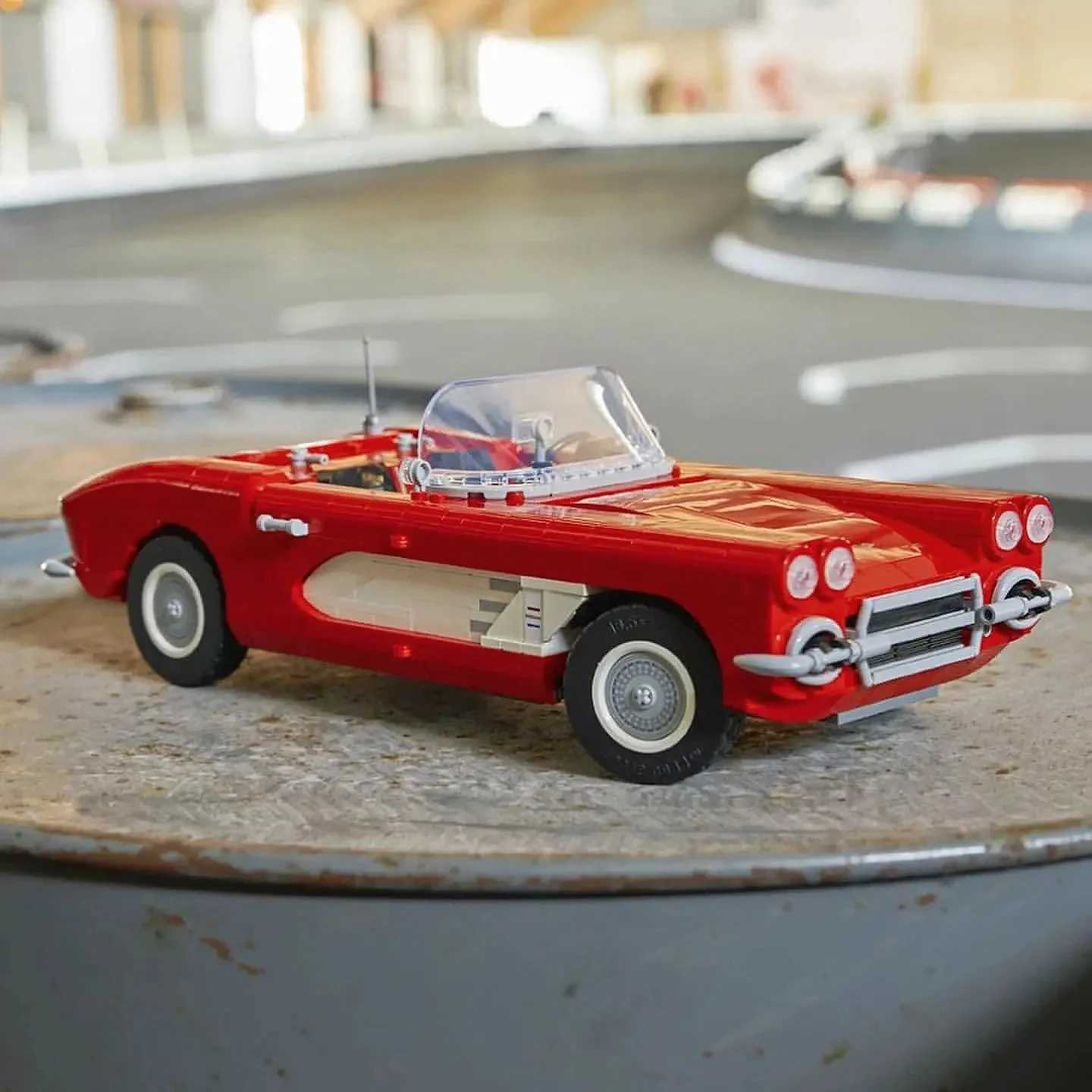 New 10321 Retro Sports Car Chevrolet Corvette Technology Building Blocks Assembly Vehicle Toys Boyfriend Gifts W250408