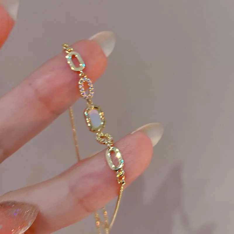 2025 New Luxury Zircon Chain Bracelets for Wen Elegant Gold Color Square Opal Adjustable Bracelet Party Jewelry GiftsC250408