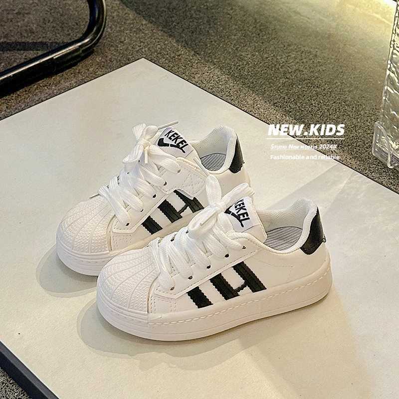 Childrens casual shoes autumn and spring baby soft baby shoes anti slip boys sports shoes girls fashionable shell toe shoes W250407