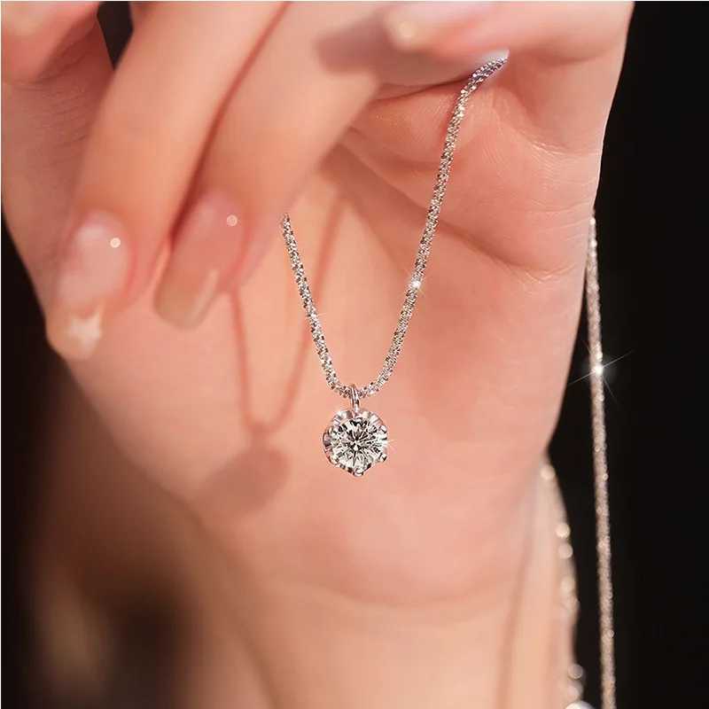 Sparkling Sterling Silver Necklaces Womens Fashion Versatile Chain Clear Zircon Pendant Clavicle O-Chain Necklace for WomenC250407