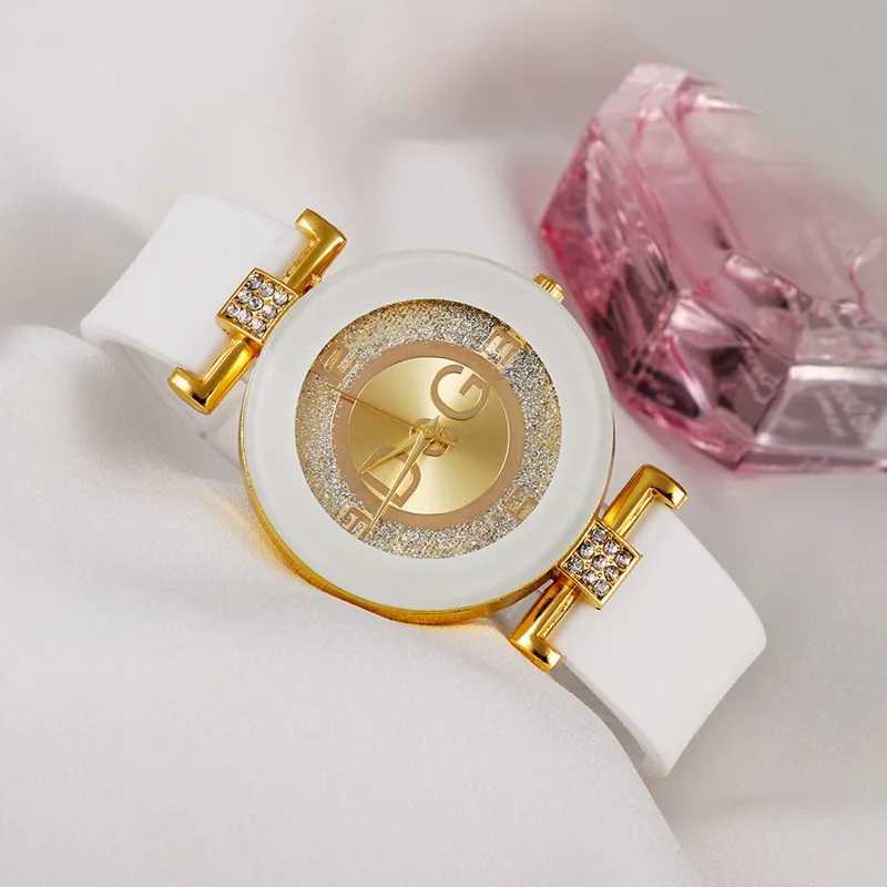 Luxury Sports DQG Brand Womens Waterproof Watch White Silicone Diamond Mens Digital Quartz Watch Womens Bracelet GiftT250408