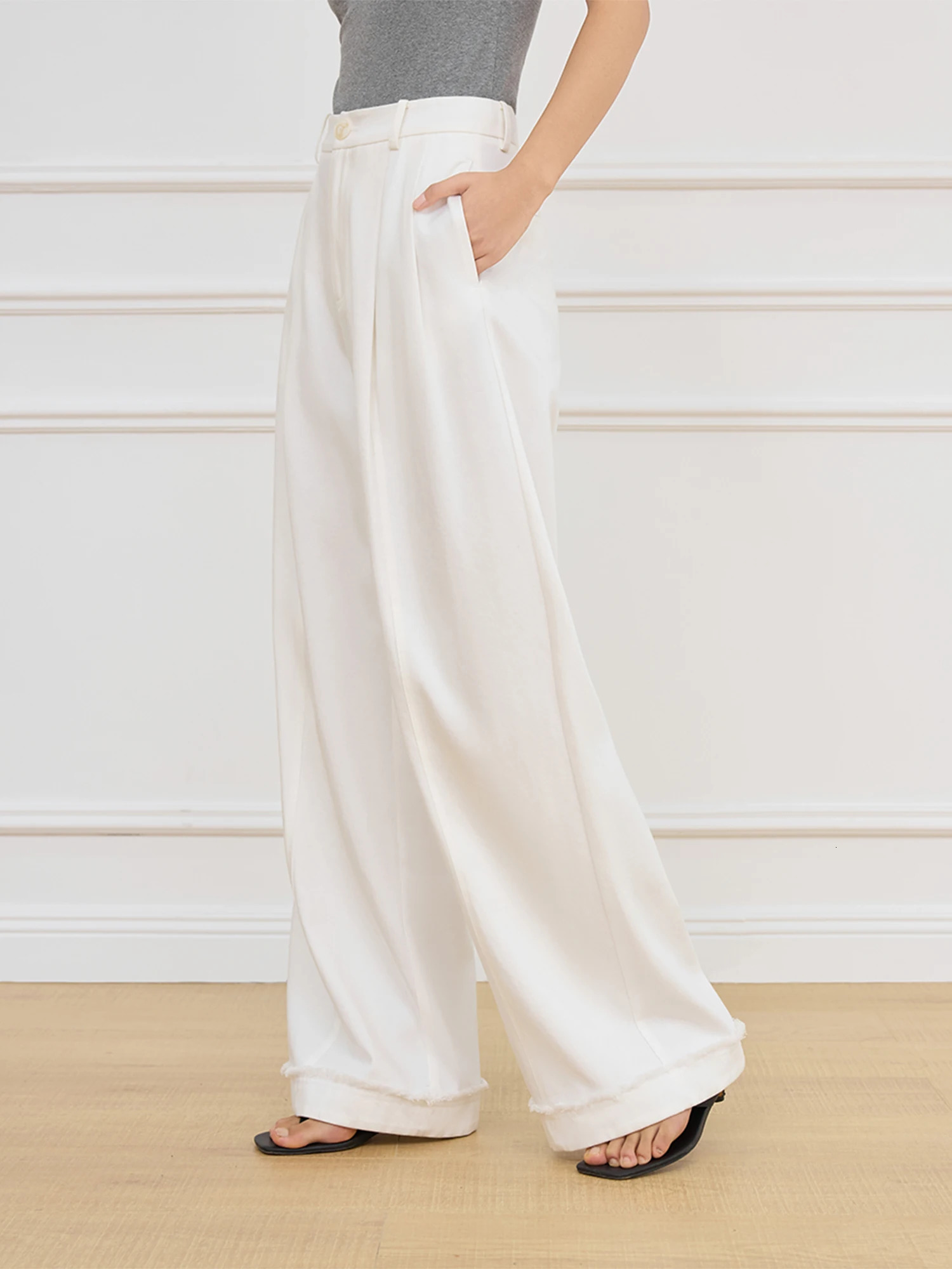 FSLE womens beige commuting pants with pleated n fully matched high waist wide leg casual spring 25FS11049 250407