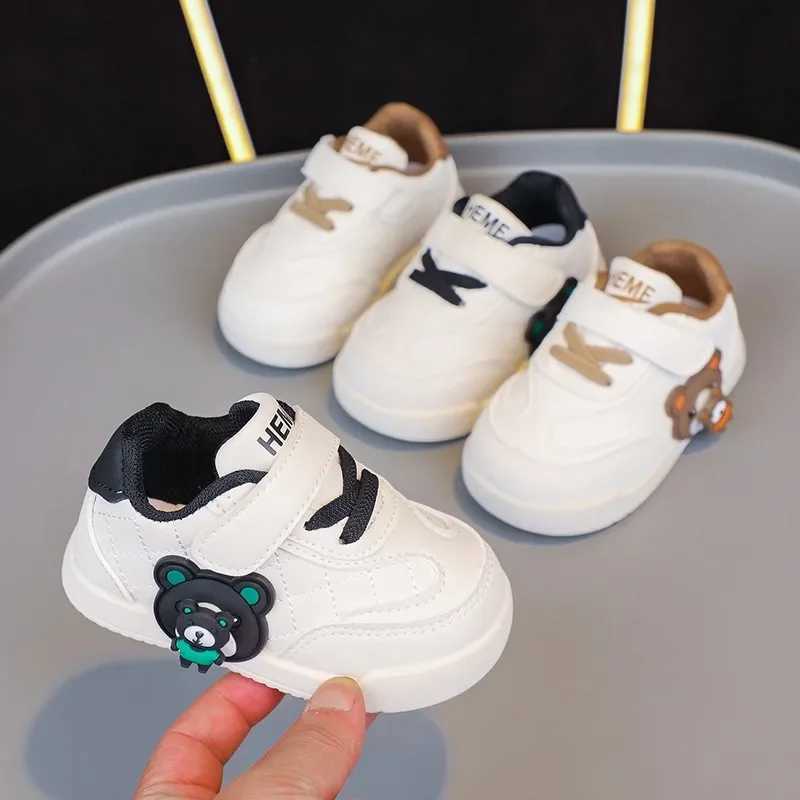 Boys and girls unisex casual shoes white sports shoes childrens babys first walking cute bear childrens sports shoes anti slip and fashionable W250407