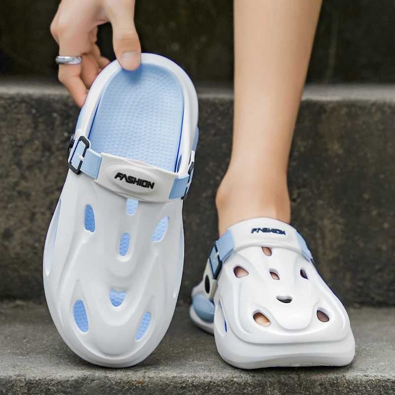 New Arrival High quality summer cave hollow closed toe anti slip sandals with soft soles lightweight and ultra soft platform garden shoes T250407