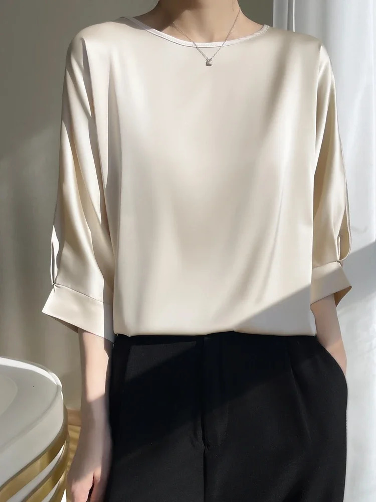 Summer T-shirt Top Womens O-neck Artificial Silk Satin Thin Smooth T-shirt Batwing Silky Crewneck Blouses Basic Y2k T-shirt Za 250402