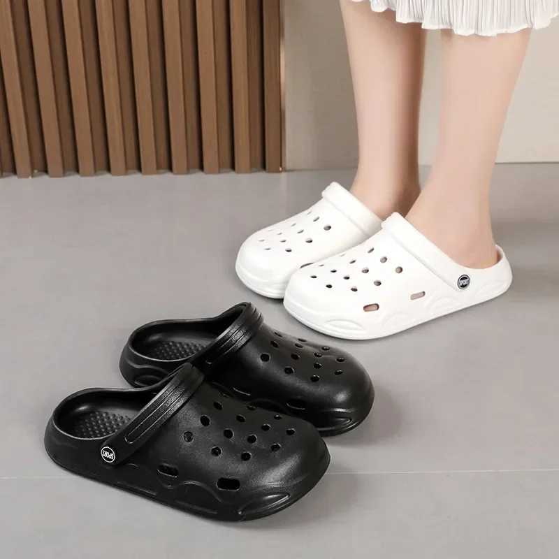 New Arrival Breathable lightweight comfortable casual beach couple hole sandals slippers breathable jelly garden hollow EVA T250407