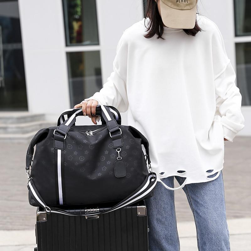 Free Shipping Travel Bag Carrying Large Capacity Sports Bag Fitness Bag Tide Men Travel Bag Women Delivery Bag