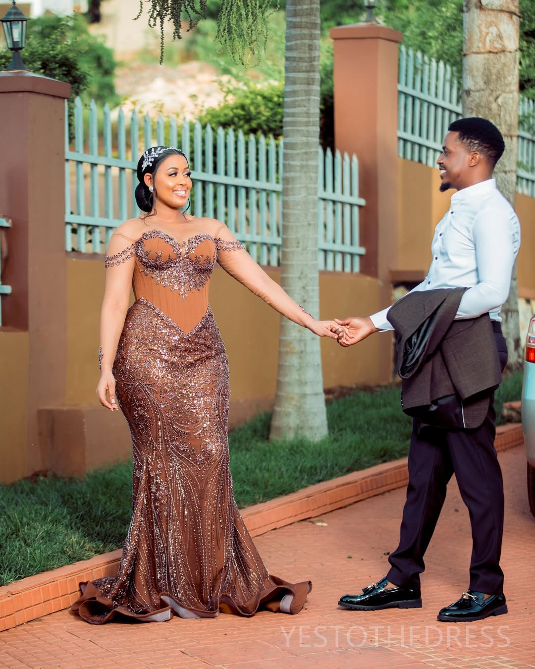 2025 Plus Size Brown Prom Dress Mermaid Prom Dresses Evening Formal Gowns For Special Occasions Sheer Neck Beaded Lace Birthday Second Reception Gowns