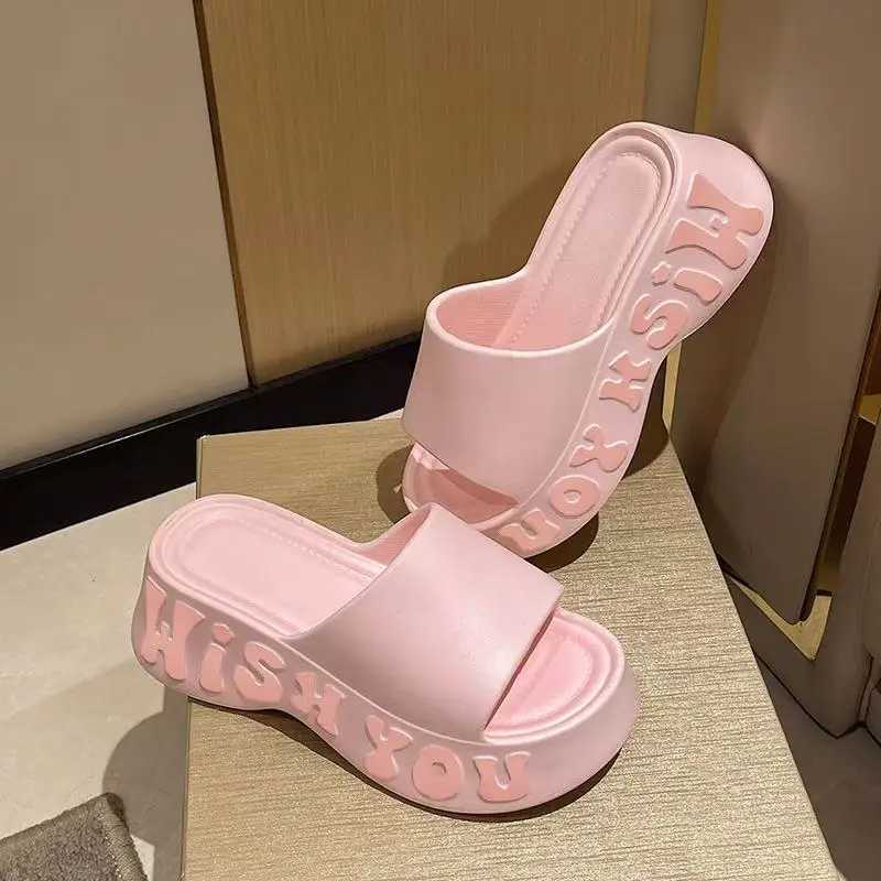 2015 Thick Bottom Cloud Slide Womens Summer Fi Printed Wedge Platform Slide Womens Sandals N-Slip Soft Bottom Beach ShoesXJ250407