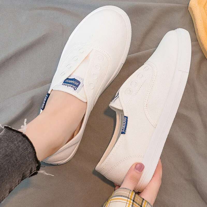 2025 new women's canvas white shoes, flat shoes, sports shoes, young designers, girls' new fully equipped breathable trendy casual shoes1
