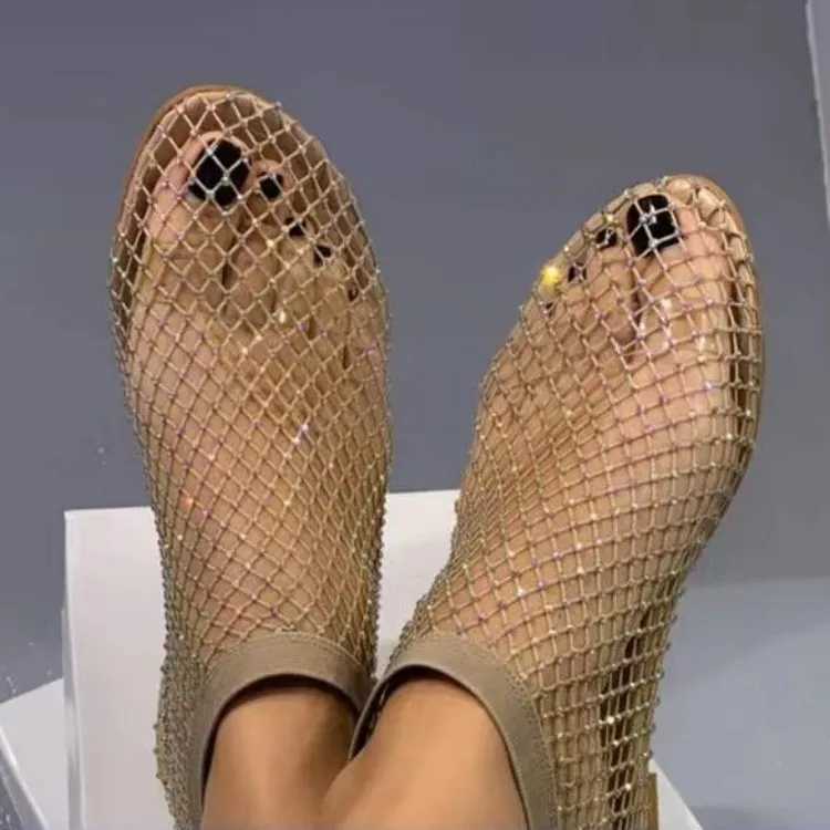 New Arrival New Womens Luxury Brand Round Flat Sandals Summer Hollow Short Boots Water Diamond Sexy Flat Shoes T250407