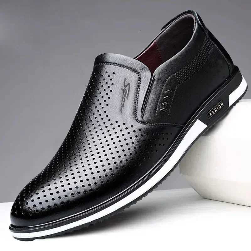 2024Leather Shoes for Men Designer Loafers High Quality Adult Men Driving Shoes Male Footwear Mens Formal Shoes Z251107