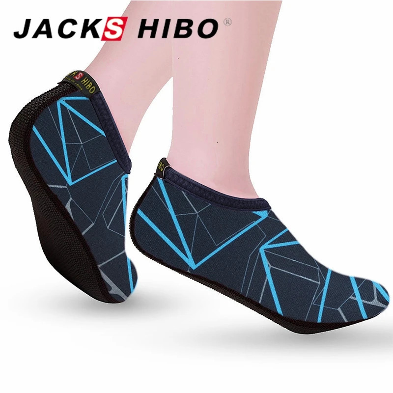 JACKSHIBO Summer Water Shoes Men Swimming Shoes Aqua Beach Socks Big Plus Size Sneaker For Men Striped Colorful zapatos hombre 250408