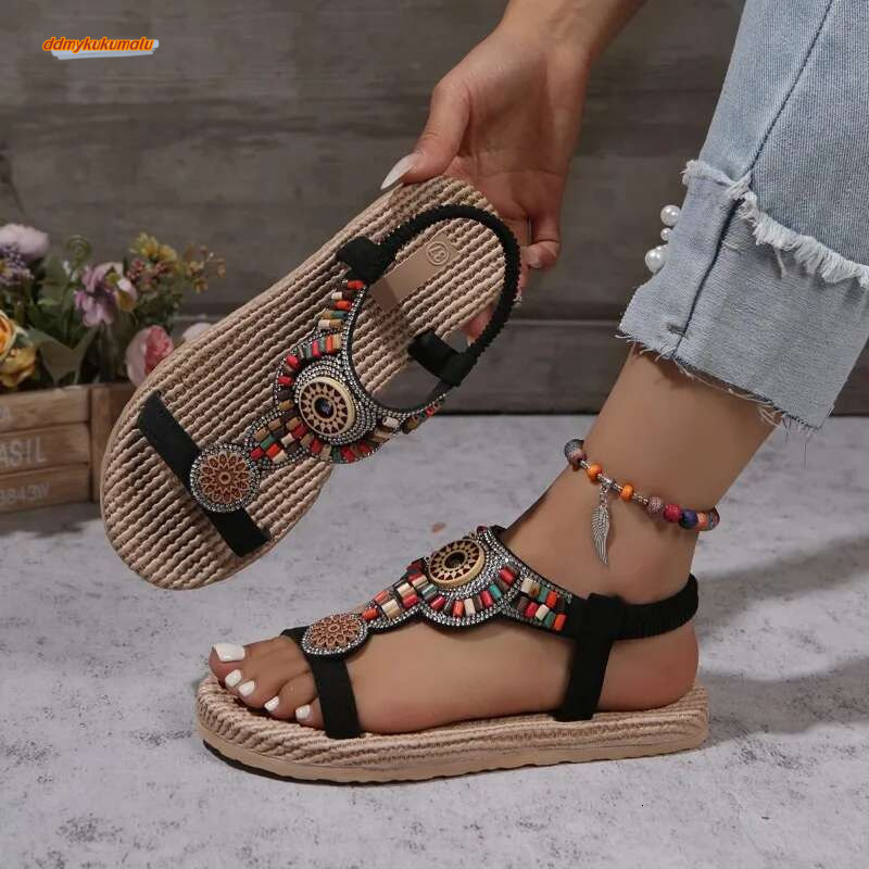 Summer 2025 New Large Flat Bottom wer Sandals Bare Toes Outer Wearing Boho Style Vacation Beach Shoes for Women ddmykukumalu