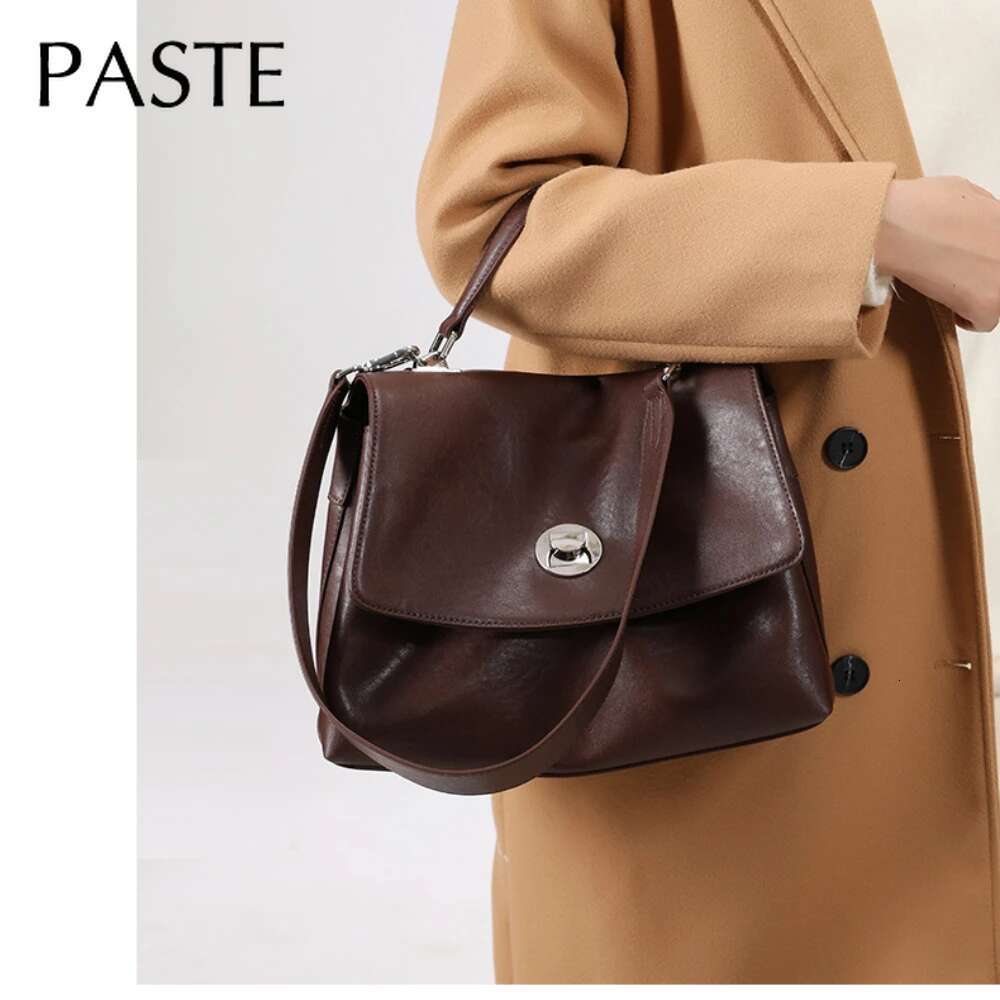 Retro Style Aesthetic Appearance Women Messenger Vegetable Tanned Cowhide Leather Female Shoulder Bag Lock Handbag