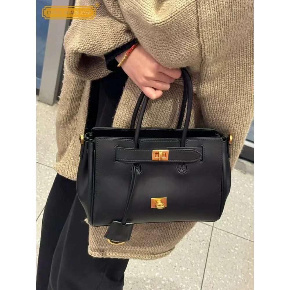 Women's Bags Women's Bags Fashion Women Cow Split Leather Mini Motorcycle Bag Female New Designer Party Totes Handbag Hasp Flap Pouch Bags S