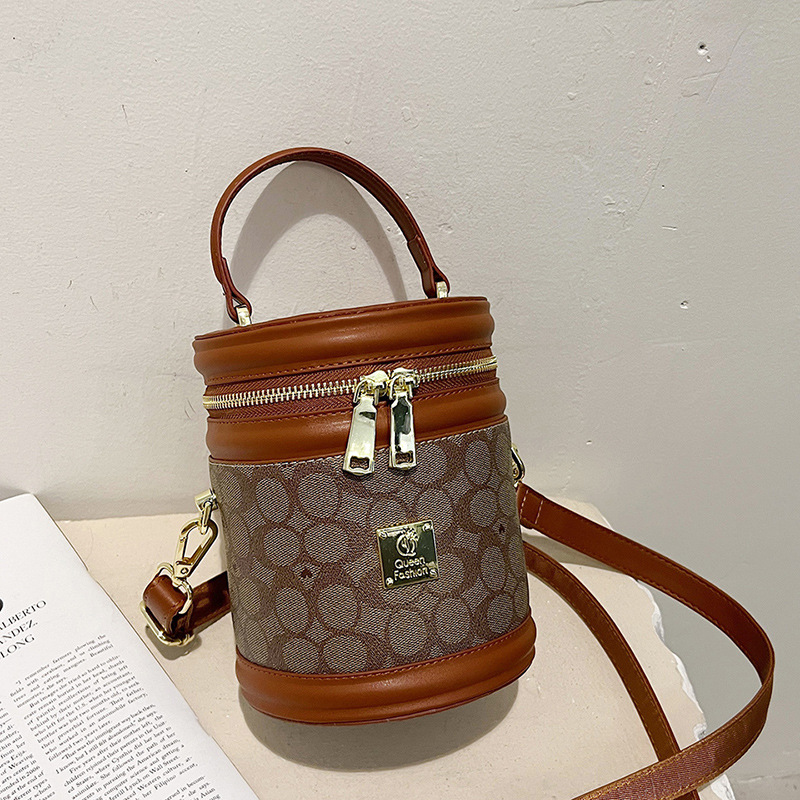 Printed bucket bag women's new large capacity all fashion temperament single shoulder crossbody bag 2025s hot