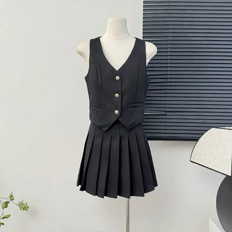 French Style Single Button Slit Suit Vest Womens High Waist Pleated Mini Skirt Two Piece Set Summer Fashion Elegant Classy 250408