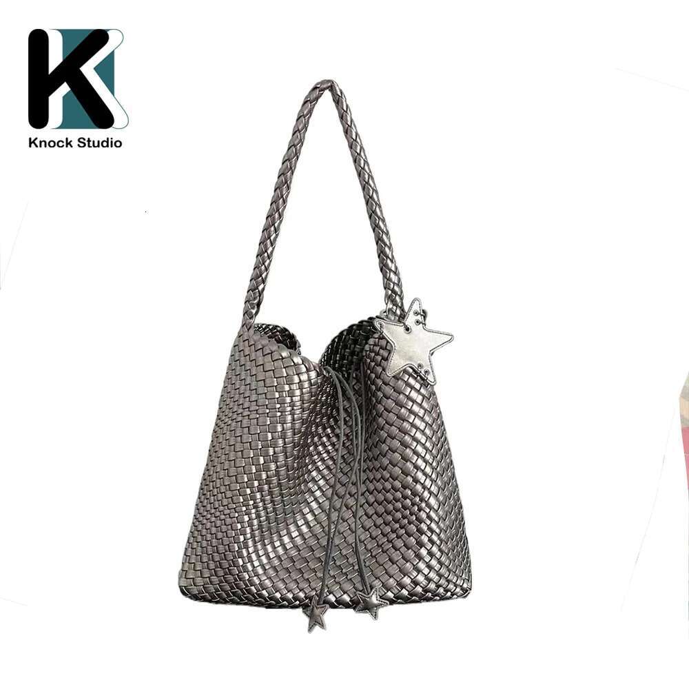Knock Trendy Style Chic Design New Knit Large Capacity Tote Bag Women Street Fashion Handbag For Lady Accessory Female