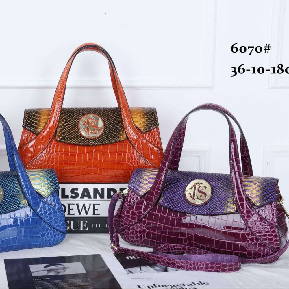 Siweiya's New Patent Leather Glossy Women's Bag With Large Capacity, Light Luxury, Straight Handbag, Snake Pattern
