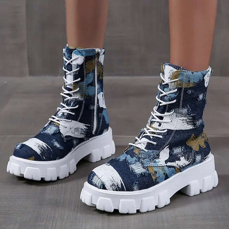 2025 New Style Fashionable Shoes Breathable Thick Bottom Retro Slip on Combat Boots Fashionable Design Casual Boots Trendy Casual Shoes1