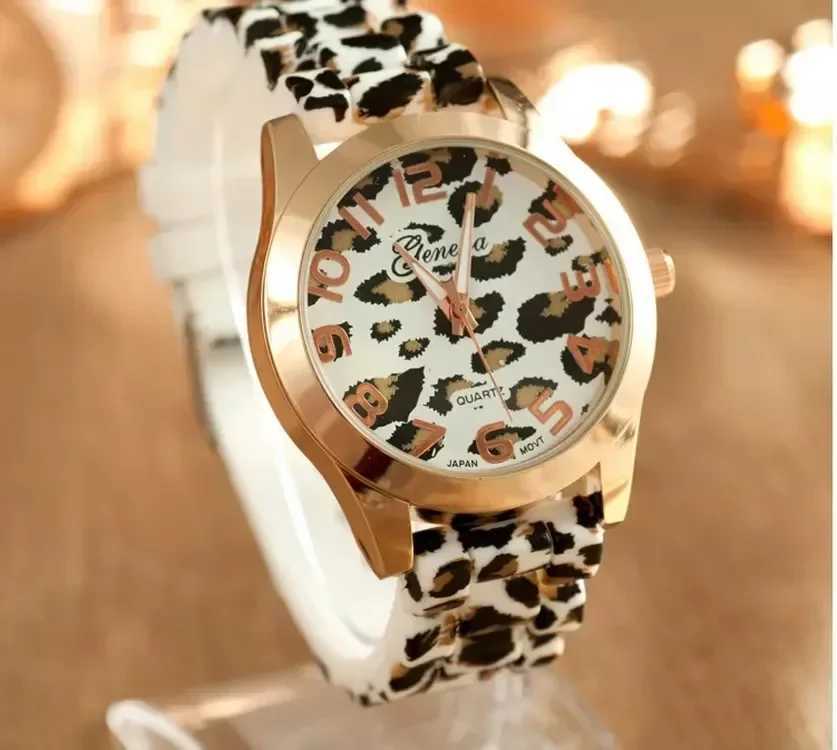 Leopard Print Silicone Watch 2024 New Casual Student Watch Leopard Print Colored QuartzT250408