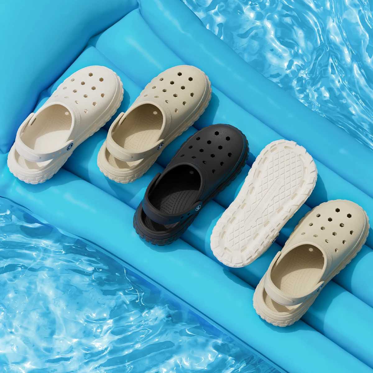 New Arrival Womens and mens hole shoes summer non slip outdoor sandals closed toe feel beach slider thick sole soft sole T250407