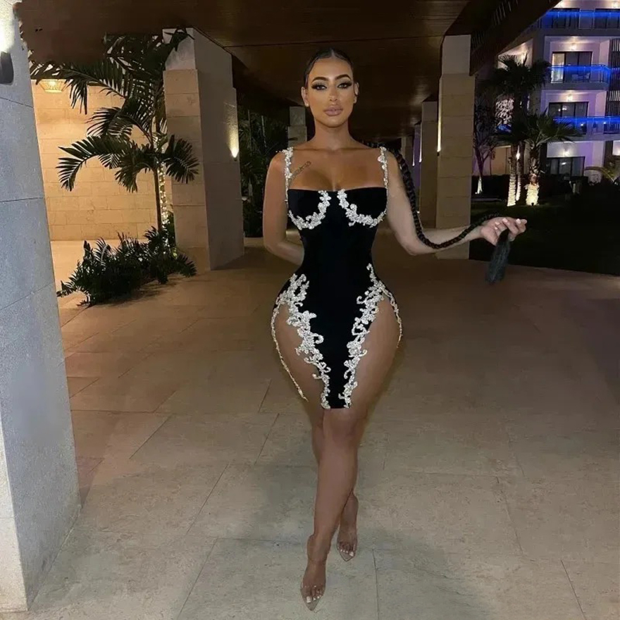 2025 Black Sexy Cocktail Dresses for Women Short Prom Dresses Spaghetti Straps Illusion Rhinestones Decorated Birthday Party Dress for Special Occasio