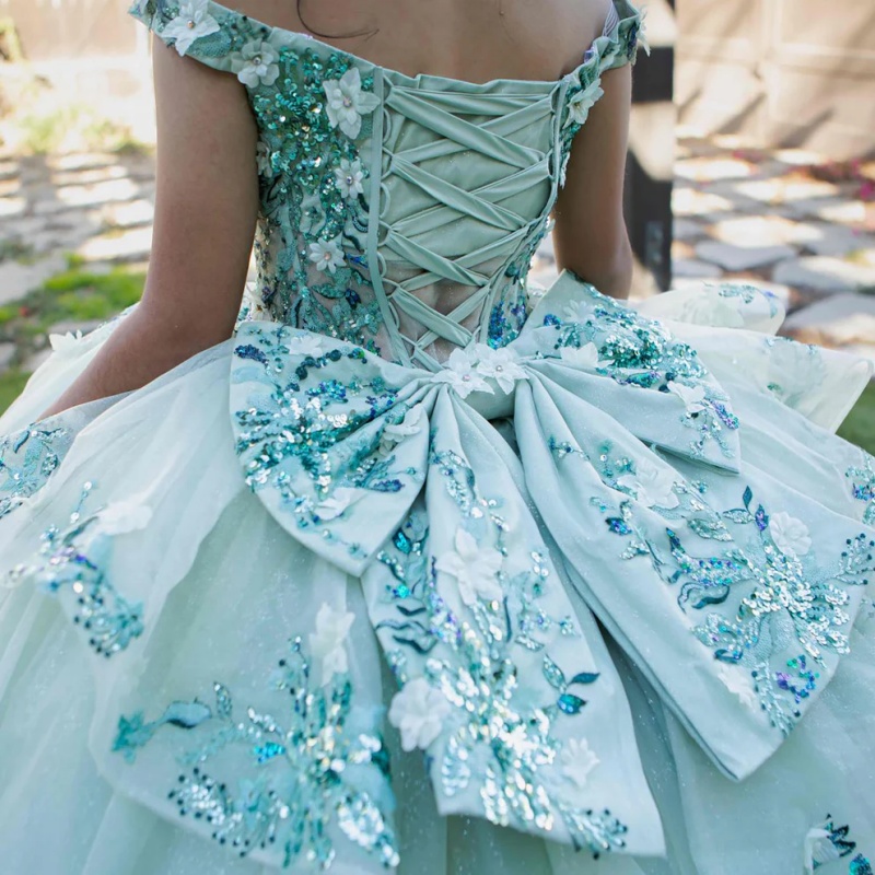 Mint Green Quinceanera Dresses Off Shoulder Ball Gown Sweet 16 Dress Sequin Applique Lace Beads Bow Tull Birthday Party Vestidos 15 De Anos