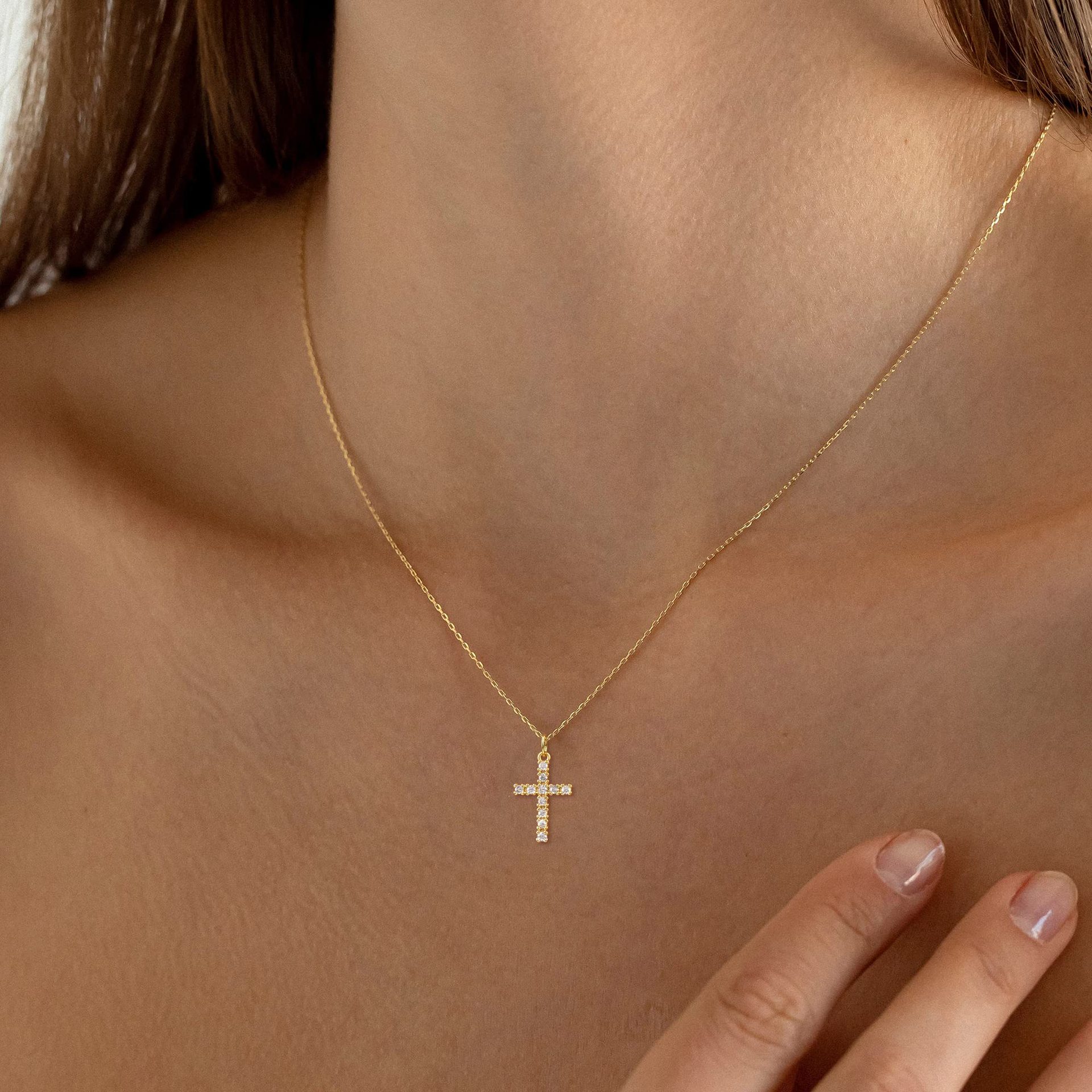 2025 Choucong Cross Pendant Simple Fashion Jewelry 14K Gold Fill Titanium Steel Round Cut 5A Zircon CZ Diamond Gemstones Party Women Clavicle Necklace