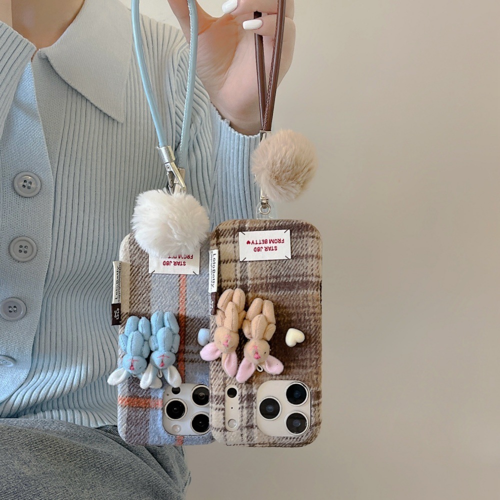 Velvet Plaid 3D Bear Phone Case Suitable for iPhone 17 Pro Max Plush Lanyard iPhone 16/15 Pro 14