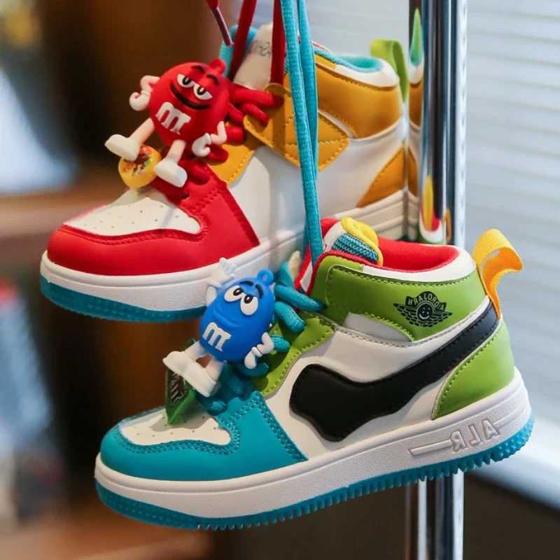 Childrens fashionable sports shoes lace uppers childrens running shoes breathable mesh sports shoes non slip soft soled sports shoes W250407