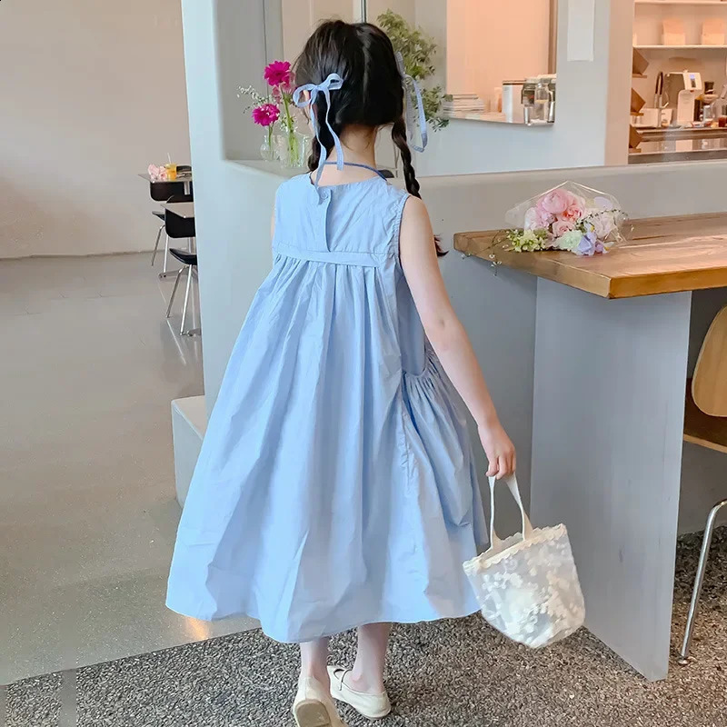 Arrival Sweet Girls Dress For Summer 2 3 4 5 6 7 8 9 10 11 12 Year Sleeveless Solid Color Blue Child Dresses With Pockets 250408