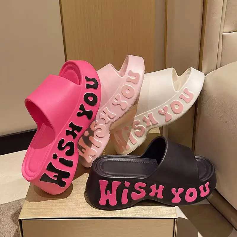 2015 Thick Bottom Cloud Slide Womens Summer Fi Printed Wedge Platform Slide Womens Sandals N-Slip Soft Bottom Beach ShoesXJ250407