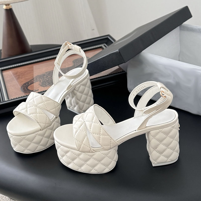 Women Chunky Platform Heels Sandals Designer Slingbacks Dress Shoes Classic Cowhide Velvet Buckle Strap Outdoor Leisure Shoe Quilted Texture Matelasse Slides
