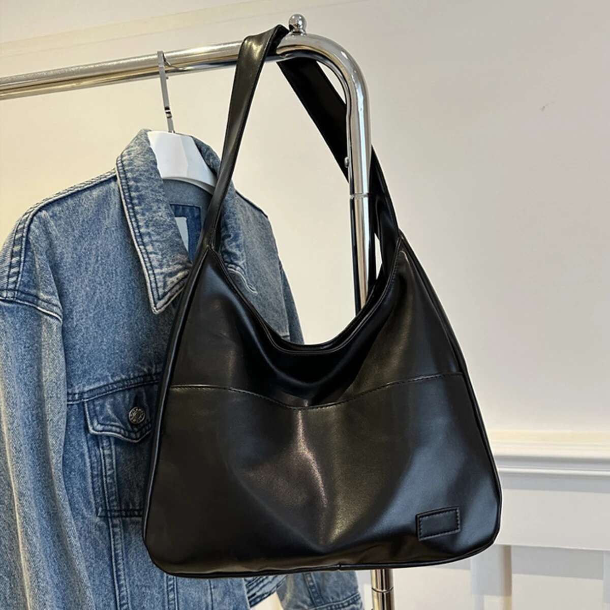 Largecapacity Retrostyle Handbag Women New Model Highquality Tote Bag College Student s Shoulder Bag For Classesmjn