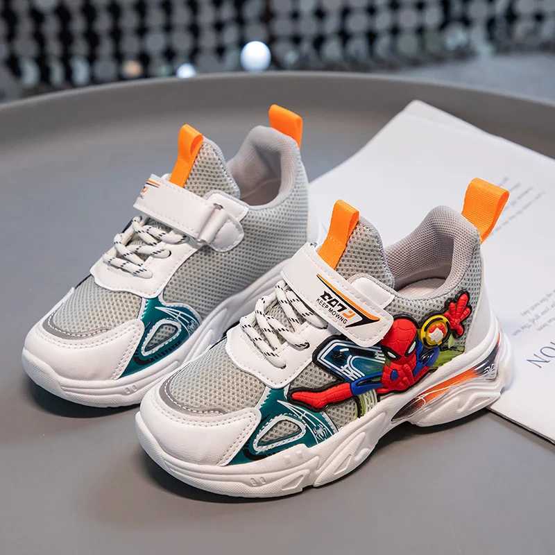 Childrens sports shoes fashionable and popular boys casual sports shoes spring and autumn mesh breathable childrens Prttern sports shoes W250407
