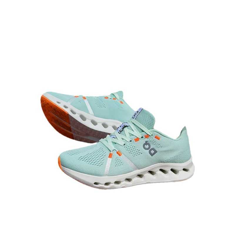 Light and breathable running shoes comfortable design improve sports performance suitable for all kinds of sports scenariosC250410