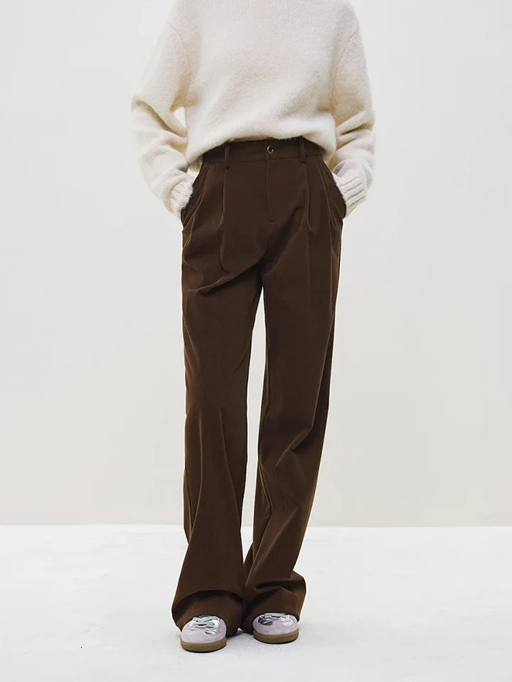 Retro style Corduroy straight pants suitable for womens winter feeling high waist weight loss warm and casual solid color Trouser women 250407