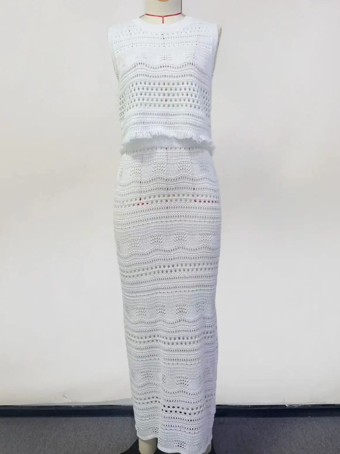 Summer Knitted Skiing two-piece Womens Sleeveless O-neck Crop TopElastic Waist Long Sleeve Casual White Beach Set 250401
