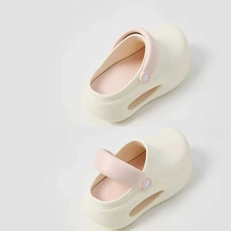 New Arrival 7cm Thick Bottom Soft EVA Garden Watch Womens Waterproof Comfortable Platform Mule Sandals Womens Outdoor Beach Hole Skating Shoes T250407