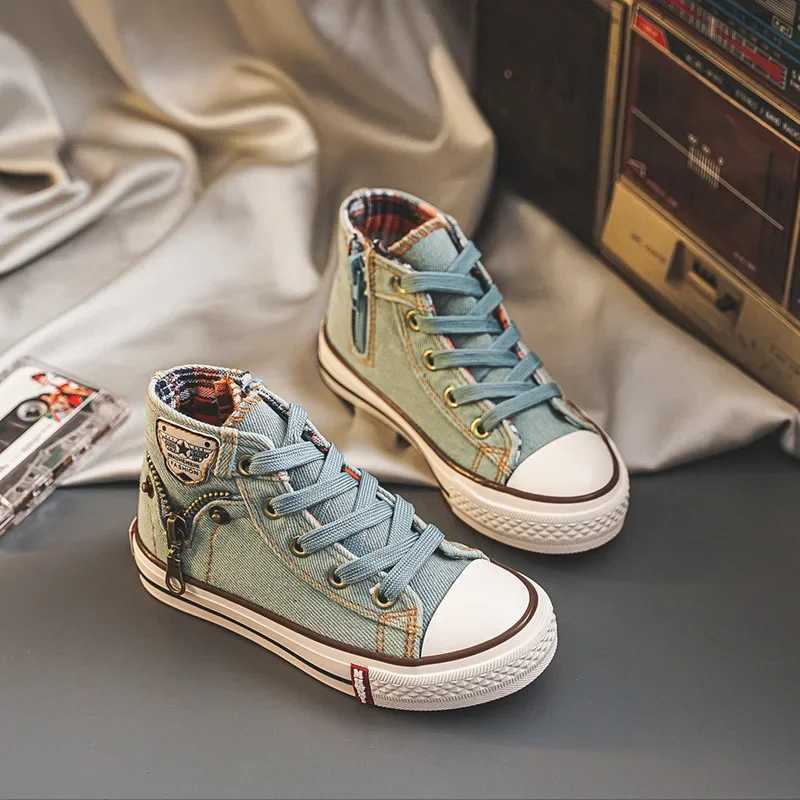 Top Canvas Shoes for Children Boys Baby Shoes Graffiti Spring and Autumn 2023 Girls Shoes Non slip Sports Shoes W250407