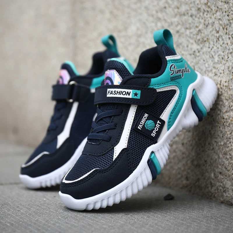 Childrens sports shoes for boys and girls lightweight flat and comfortable outdoor running shoes 2024 fashionable childrens tennis shoes W250407