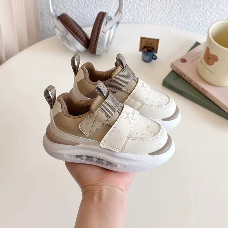 2025 Childrens Fashion Design Walking Shoes Sports Shoes Spring Non slip Casual Shoes Boys and Girls Breathable Outdoor Board Shoes W250407