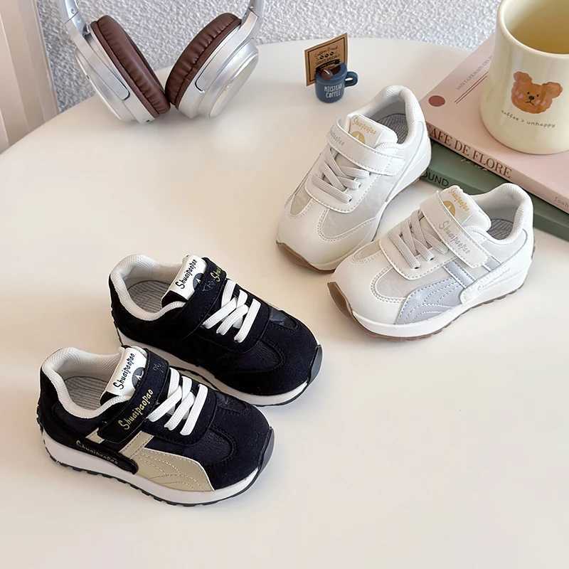 2025 Childrens Fashion Design Walking Shoes Sports Shoes Non slip Casual Shoes Boys and Girls Breathable Outdoor Board Shoes W250407