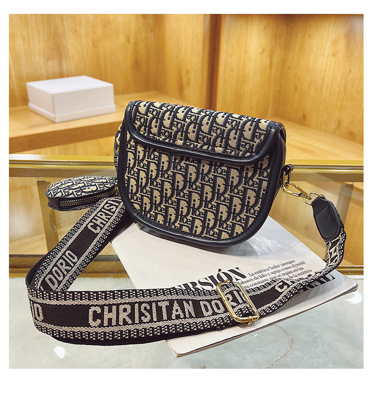 2025 Women's retro fashion saddle semicircular letter trendy women's large-capacity three-in-one temperament and texture cross body bag